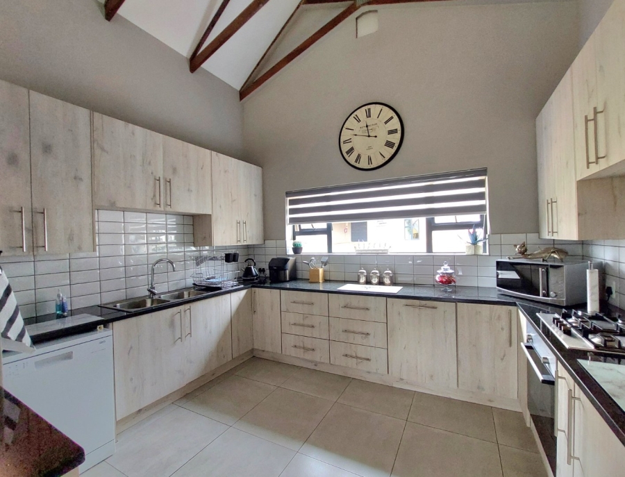2 Bedroom Property for Sale in Leloko Lifestyle Estate North West
